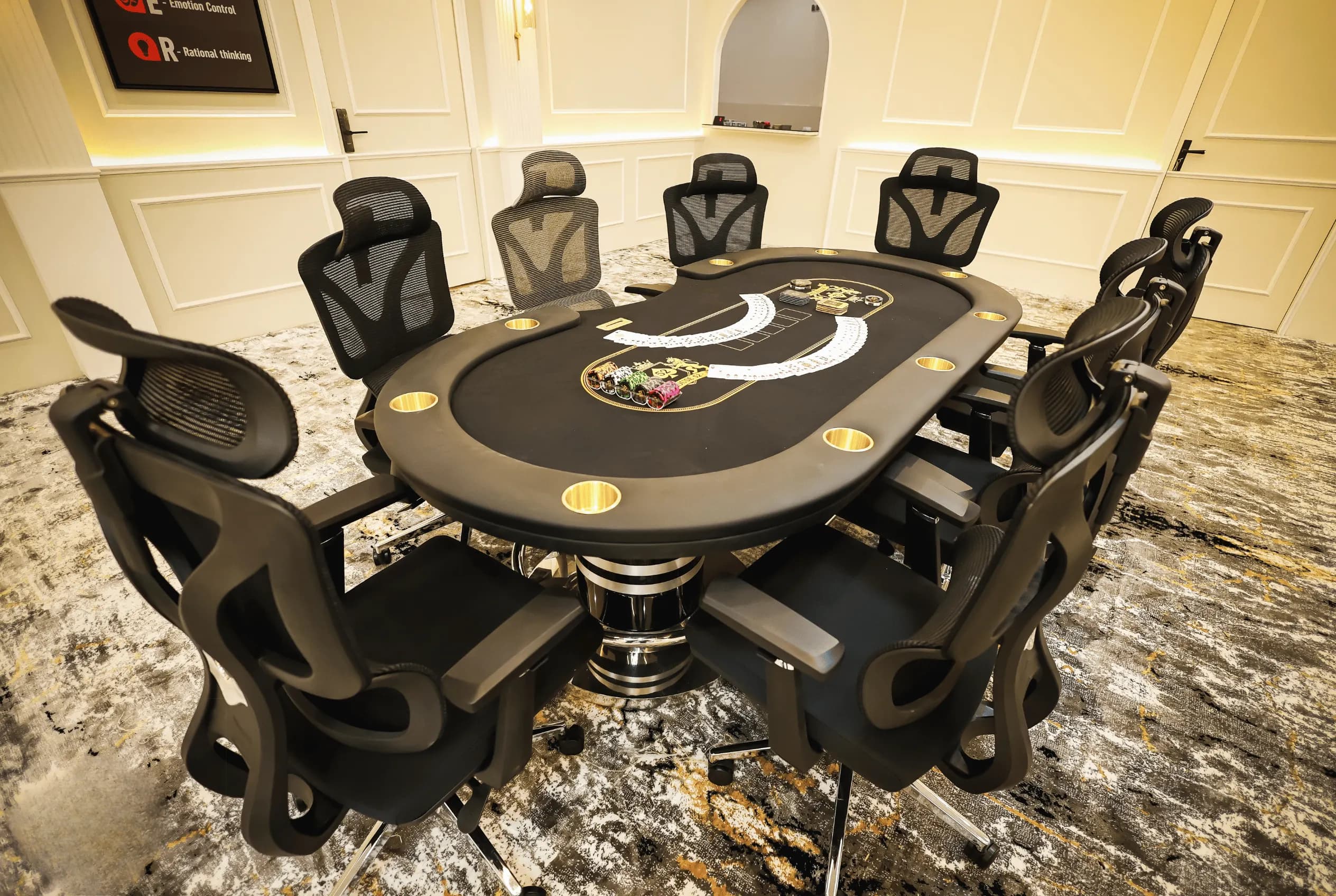 Inside House 52 Poker Room 5